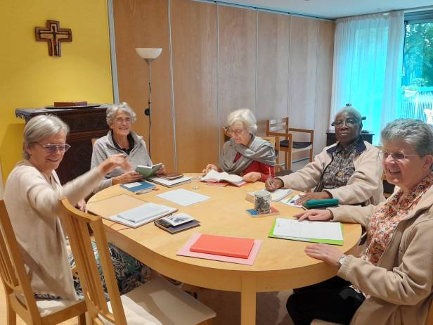 Community of Montmartre 4